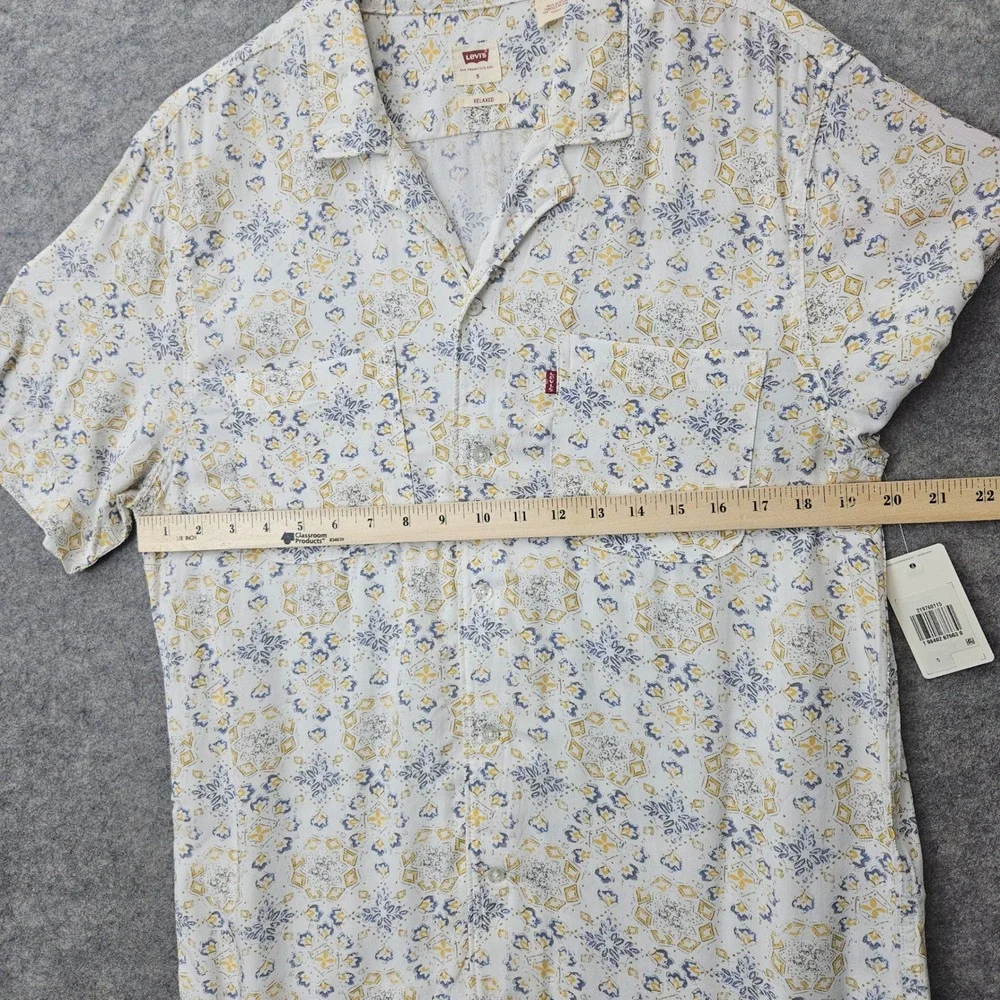 NEW Levis Classic Camper Shirt Men's Small White Printed Relaxed Fit Viscose NWT